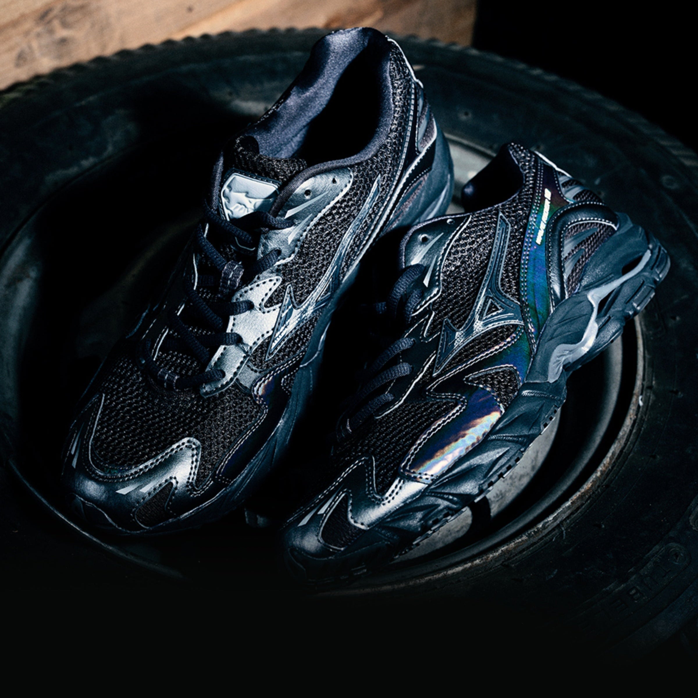 Mizuno สนีกเกอร์สปอร์ตสไตล์จากแดนปลาดิบ วางจำหน่ายอย่างเป็นทางการแล้วที่ JD Sports