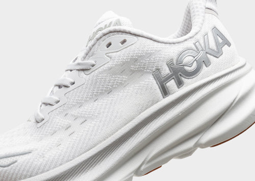 รองเท้าผู้หญิง CLIFTON 9