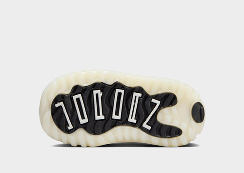 รองเท้าเด็กวัยหัดเดิน Air 11 Retro