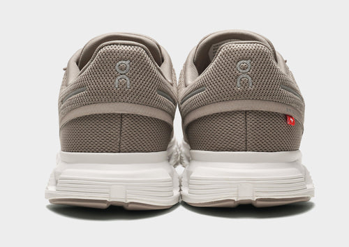 รองเท้าผู้ชาย Cloud 6