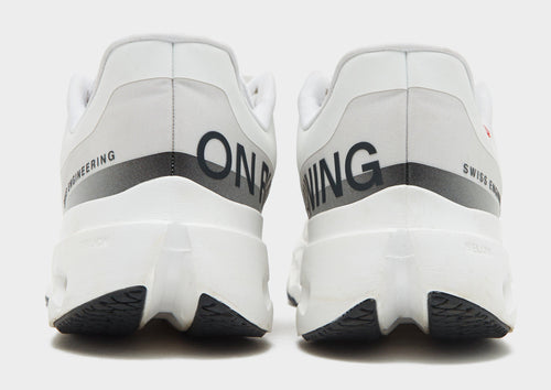 รองเท้าผู้ชาย Cloudsurfer Next