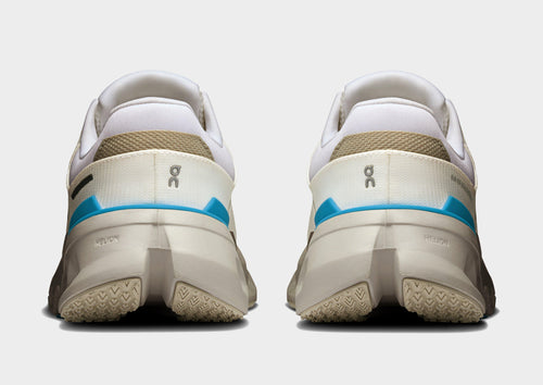 รองเท้าผู้หญิง Cloudrunner 2