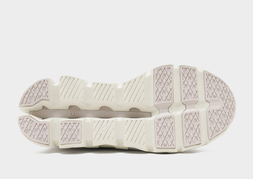 รองเท้าผู้หญิง Cloudswift 4