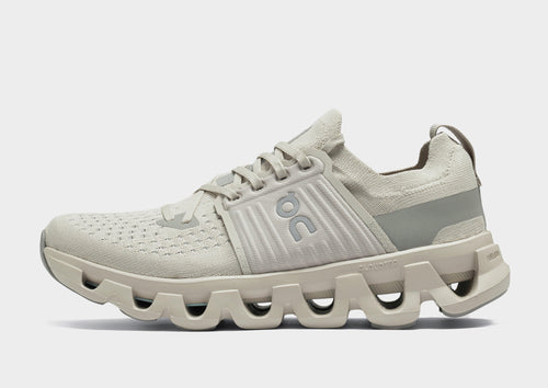 รองเท้าผู้หญิง Cloudswift 4