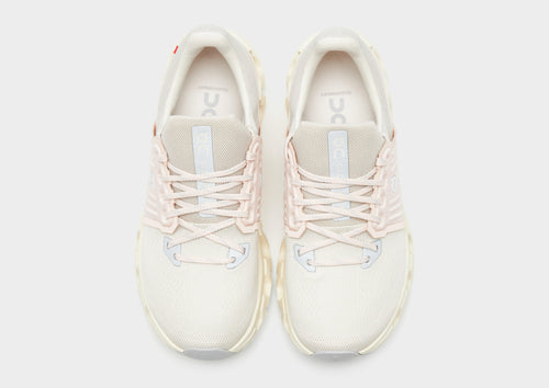 รองเท้าผู้หญิง Cloudswift 4