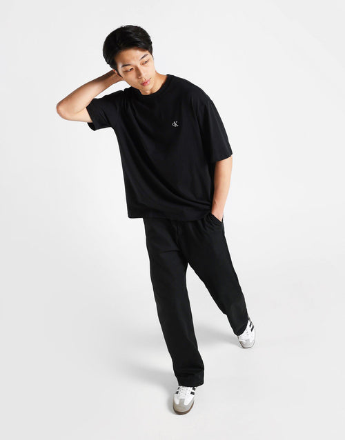 เสื้อยืดผู้ชาย Calvin Logo