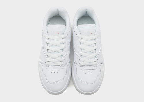 รองเท้าผู้หญิง LINESHOT 223