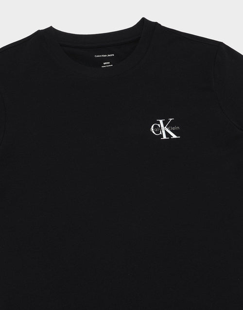 เสื้อยืดผู้หญิง Core Essentials Monogram Embroidery