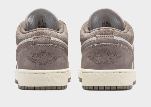 รองเท้าเด็กโต Air 1 Low