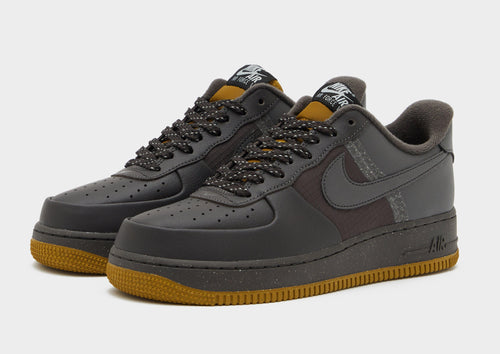 รองเท้าผู้ชาย Air Force 1 '07 LV8