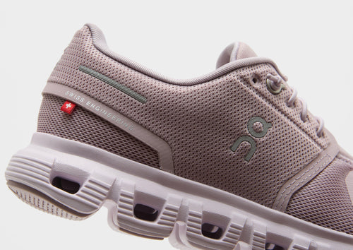 รองเท้าผู้หญิง Cloud 6