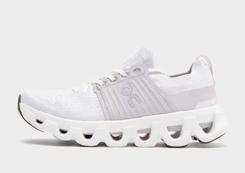 รองเท้าผู้หญิง Cloudswift 4