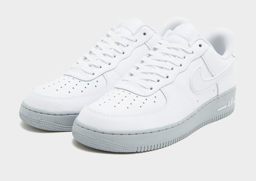 รองเท้าผู้ชาย Air Force 1 '07