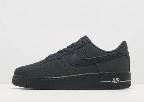 รองเท้าผู้ชาย Air Force 1 '07