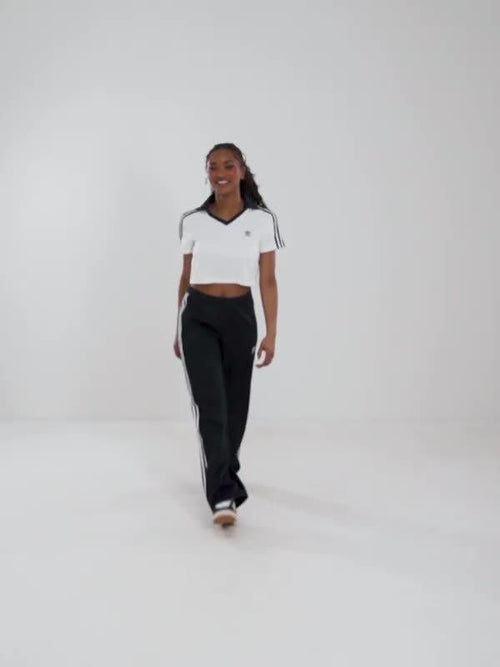 เสื้อแขนสั้นผู้หญิง Adicolor Football Jacquard V-Neck Crop Polo