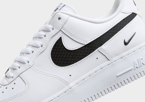 รองเท้าผู้ชาย Air Force 1 '07 LV8