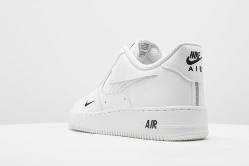 รองเท้าผู้ชาย Air Force 1 '07 LV8