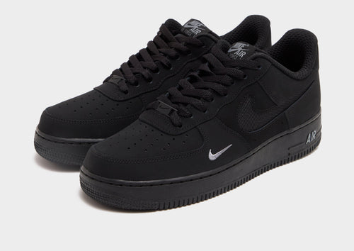 รองเท้าผู้ชาย Air Force 1 '07 LV8