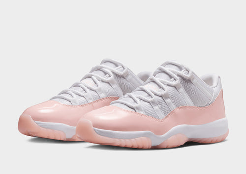 รองเท้าผู้หญิง Air 11 Retro Low