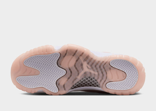 รองเท้าผู้หญิง Air 11 Retro Low