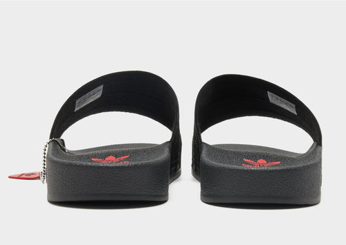 รองเท้าแตะผู้ชาย Adilette Korn