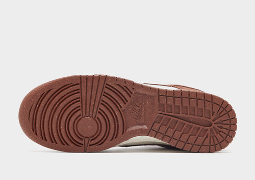 รองเท้าผู้หญิง Dunk Low