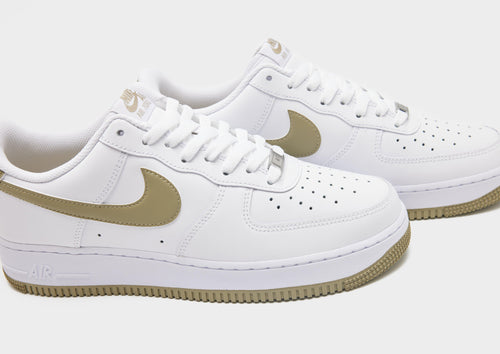 รองเท้าผู้ชาย Air Force 1 '07