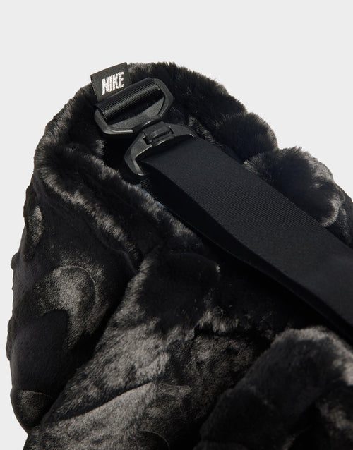 กระเป๋า Sportswear Faux Fur Tote (10L)