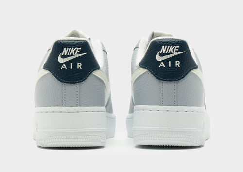 รองเท้าผู้หญิง Air Force 1 '07