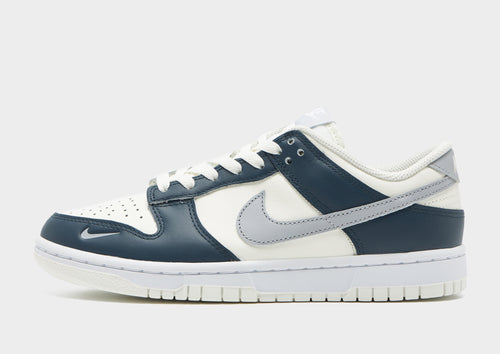 รองเท้าผู้หญิง Dunk Low