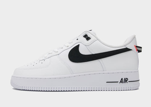 รองเท้าผู้ชาย Air Force 1 '07 LV8