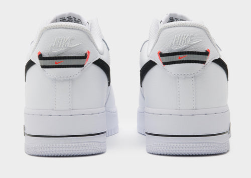 รองเท้าผู้ชาย Air Force 1 '07 LV8