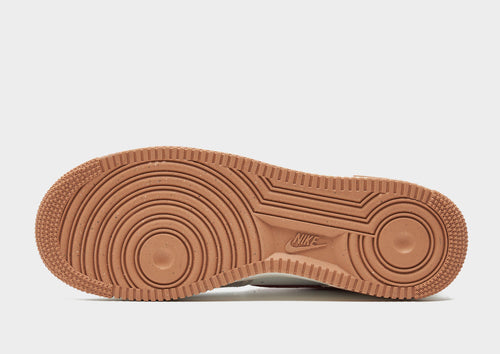 รองเท้าผู้ชาย Air Force 1 '07 LV8