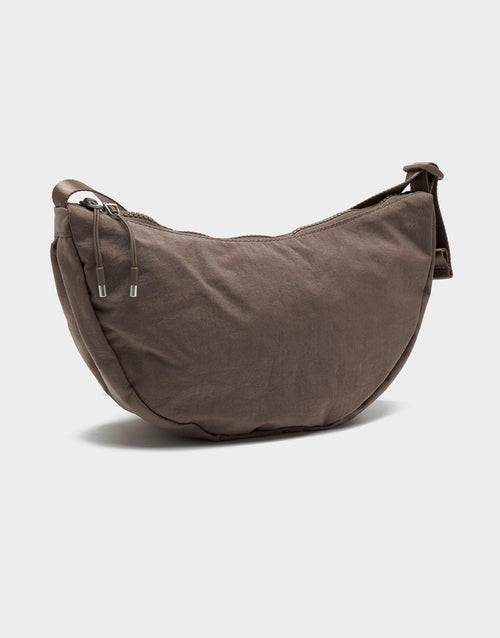 กระเป๋า Aura Crescent Crossbody (4L)