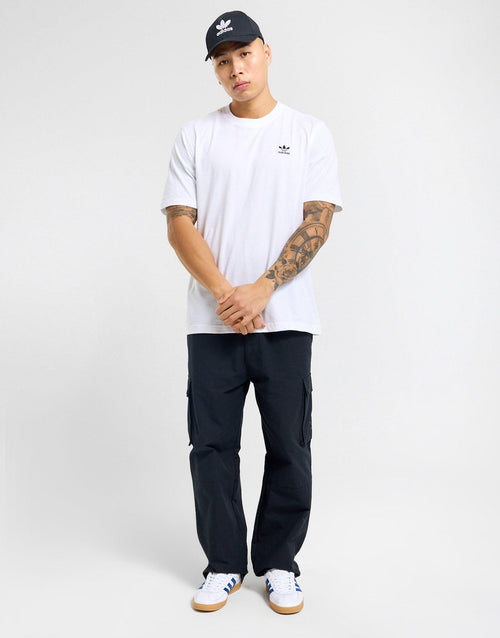 เสื้อยืดผู้ชาย Trefoil Essentials