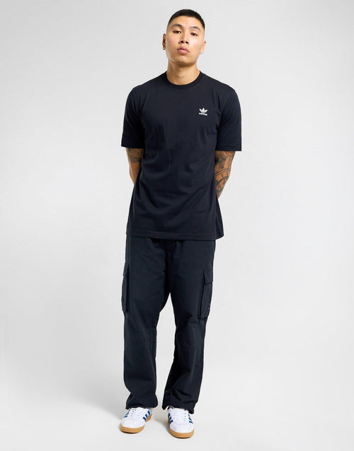 เสื้อยืดผู้ชาย Trefoil Essentials