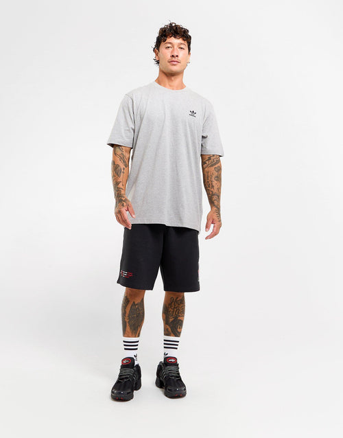 เสื้อยืดผู้ชาย Trefoil Essentials