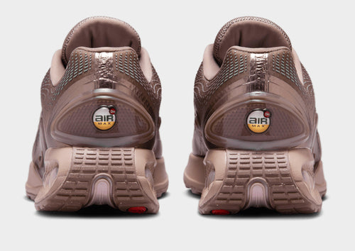 รองเท้าผู้หญิง Air Max Dn