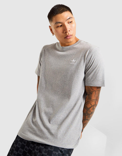 เสื้อยืดผู้ชาย Trefoil Essentials