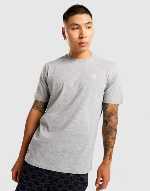 เสื้อยืดผู้ชาย Trefoil Essentials