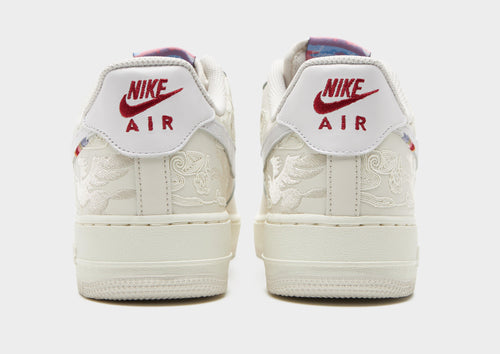 รองเท้าผู้ชาย Air Force 1 '07 SE LNY