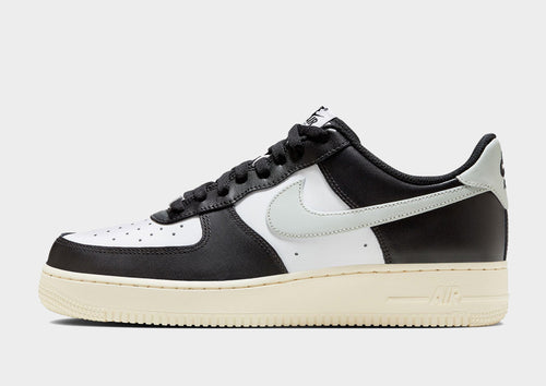 รองเท้าผู้ชาย Air Force 1 '07