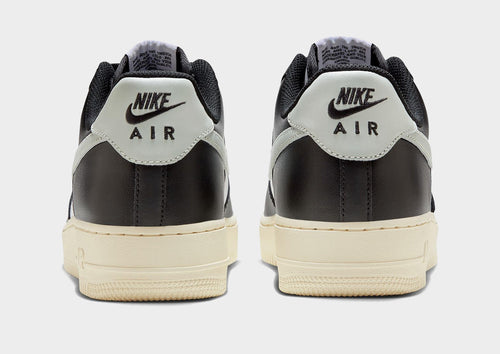 รองเท้าผู้ชาย Air Force 1 '07