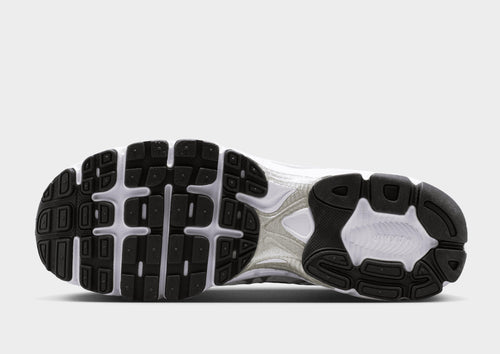รองเท้าผู้ชาย Air Max Moto 2K