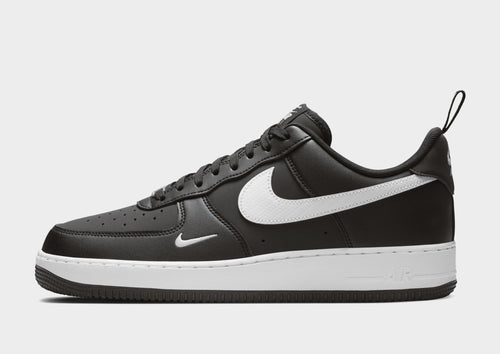 รองเท้าผู้ชาย Air Force 1 '07