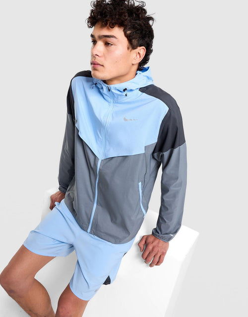 เสื้อแขนยาวผู้ชาย Impossibly Light Windrunner