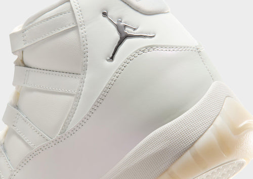 รองเท้าผู้หญิง Air 11