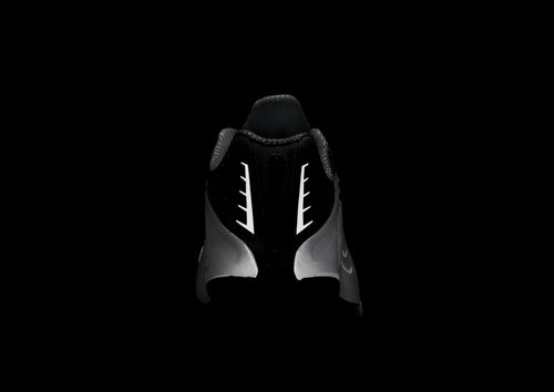 รองเท้าผู้หญิง Shox R4