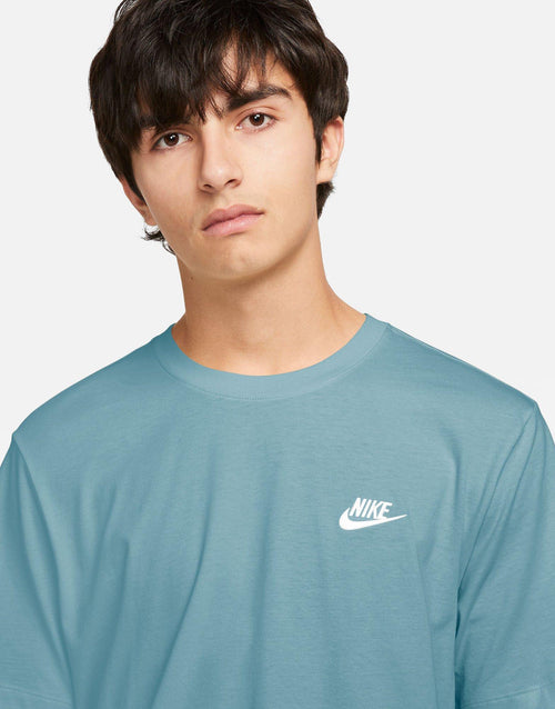 เสื้อยืดผู้ชาย Sportswear Club