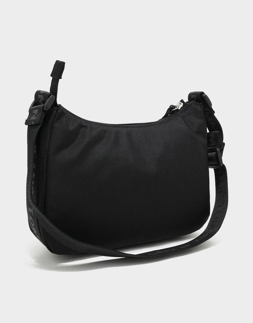 กระเป๋าสะพายไหล่ Essential Daily